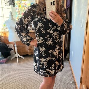 Jessica Howard Black and White Floral Long Sleeve Dress